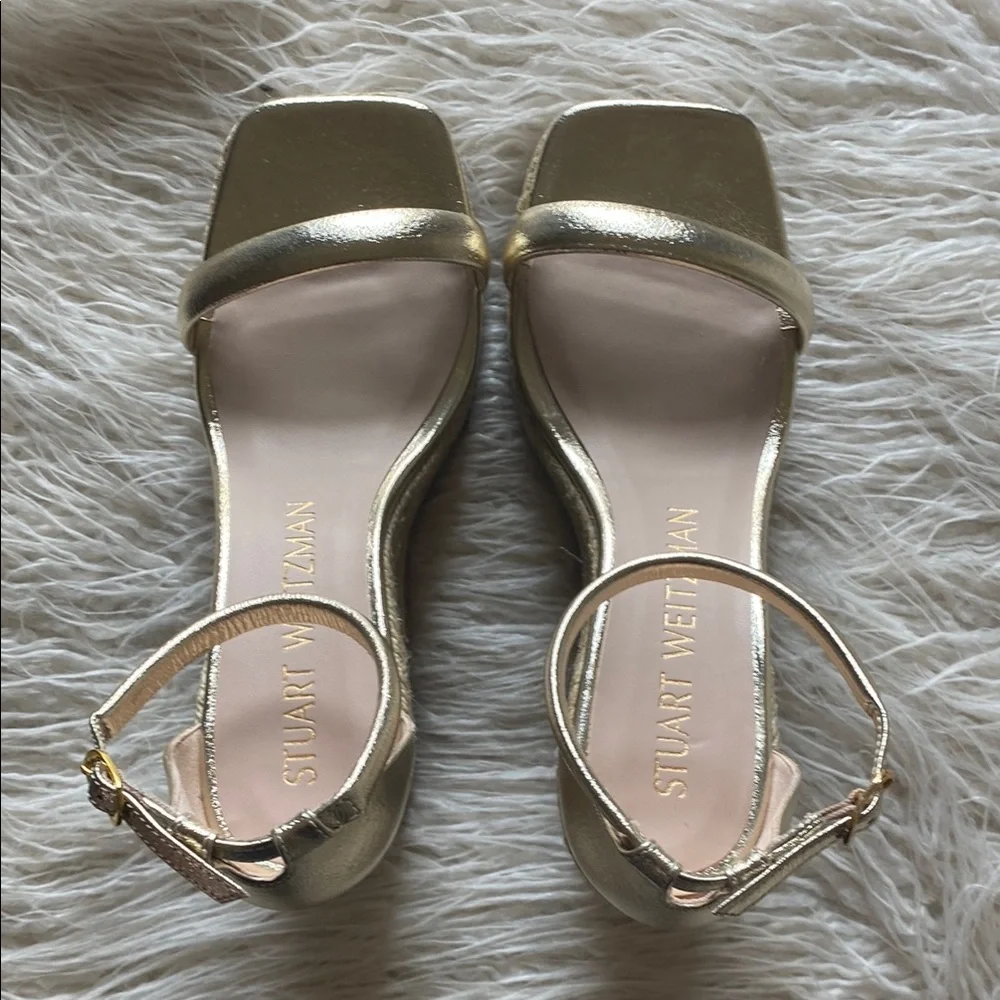 Stuart Weitzman slim ankle